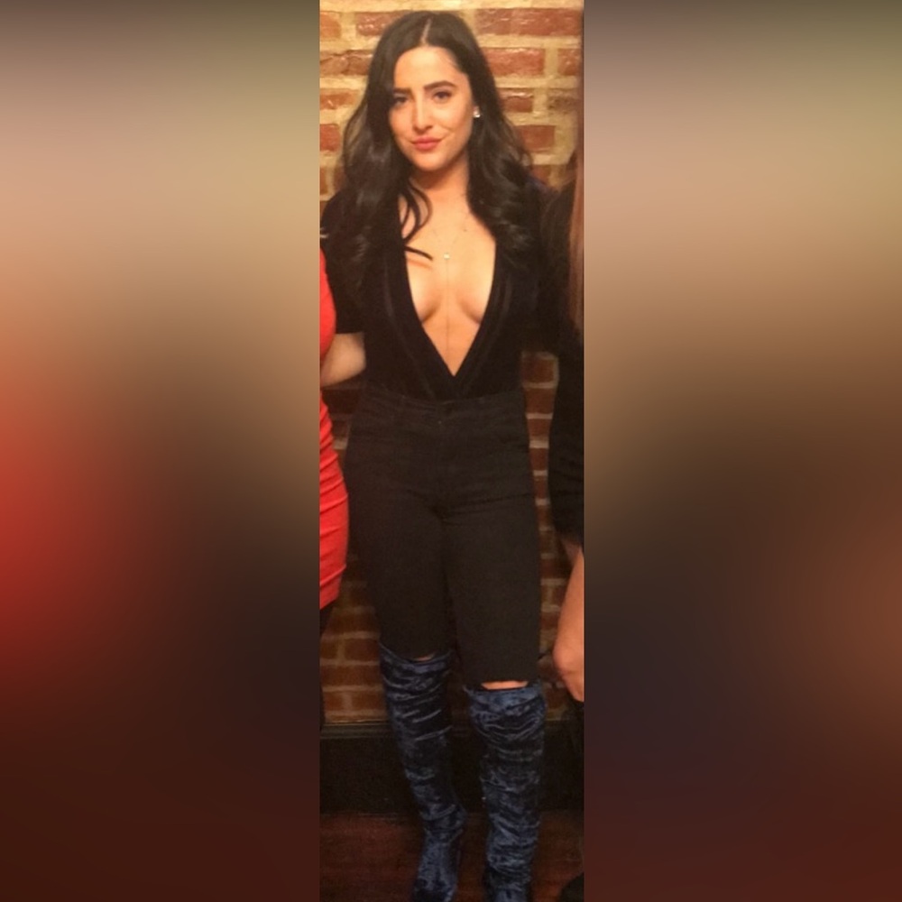 Lowcut fashion nova body suit